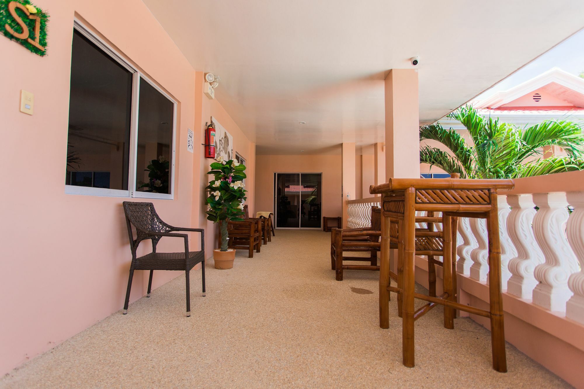 Conrada'S Place Hotel And Resort Panglao Εξωτερικό φωτογραφία