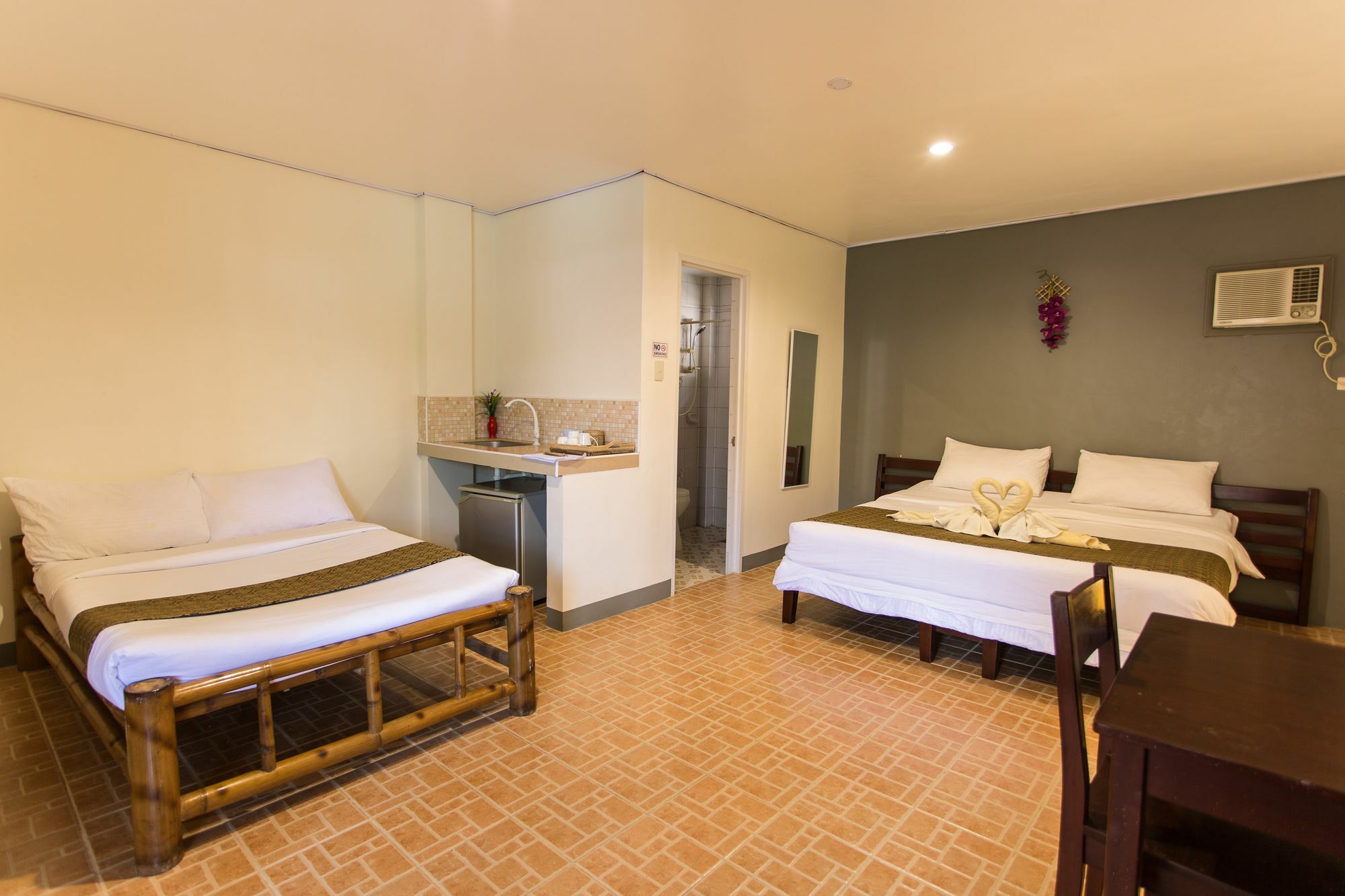 Conrada'S Place Hotel And Resort Panglao Εξωτερικό φωτογραφία