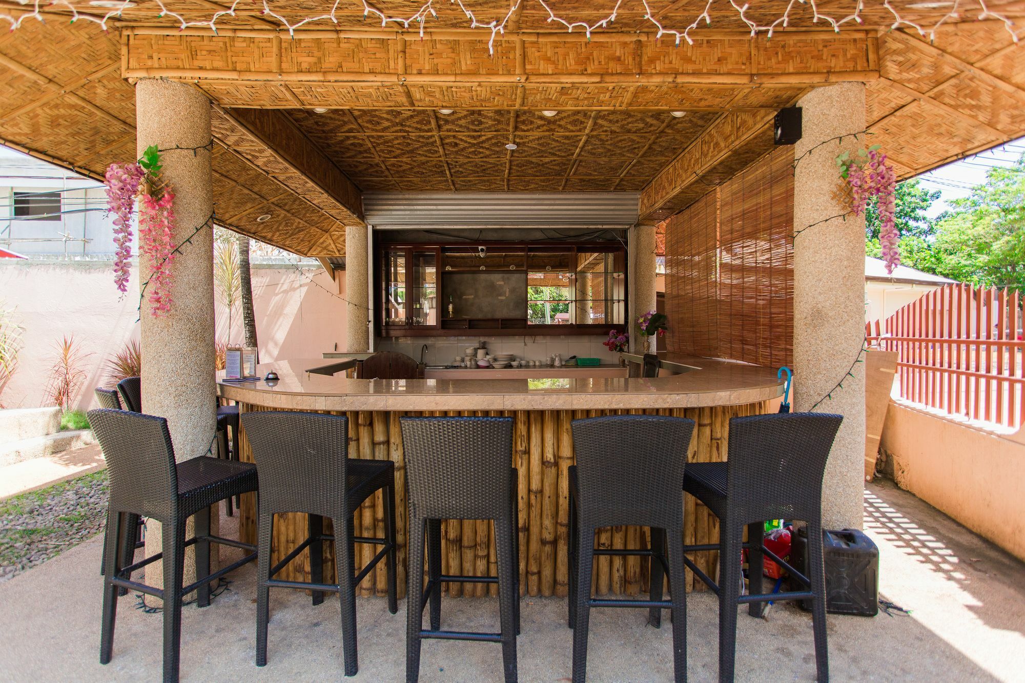 Conrada'S Place Hotel And Resort Panglao Εξωτερικό φωτογραφία